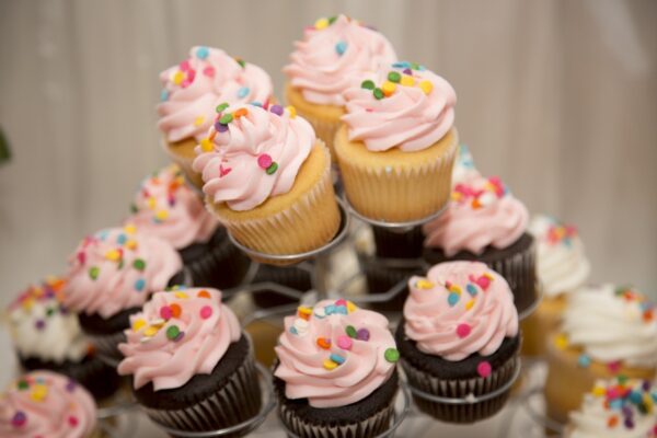 Vanilla Blossom Cupcake - Image 4
